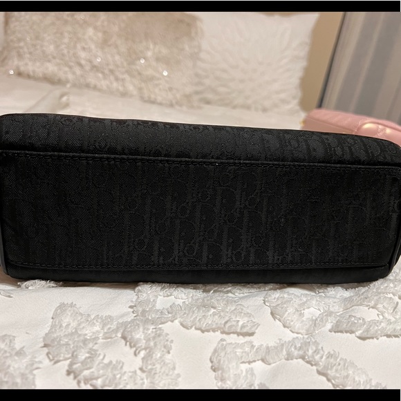 Authentic Dior lovely in great shape. - Picture 5 of 10